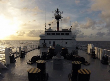 программа National Geographic: Голландская береговая охрана в Карибском море Затерянный в море