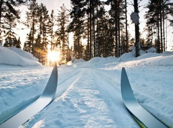 Лыжные-приключения-в-Сибири