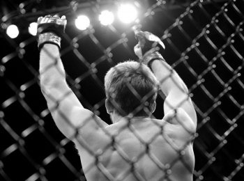 программа МАТЧ! Боец: Смешанные единоборства UFC 297 Шон Стрикланд против Дрикуса Дю Плесси Арнольд Аллен против Мовсара Евлоева Трансляция из Канады