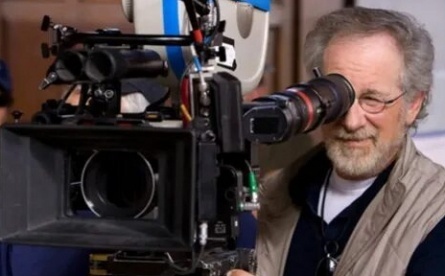 Стивен Спилберг запретил актрисе Зеглер моргать на съемках: воспоминания о работе с легендарным режиссером кадры