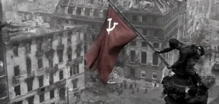 Флаги над Берлином кадры