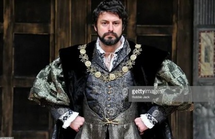Globe: Генрих VIII кадры