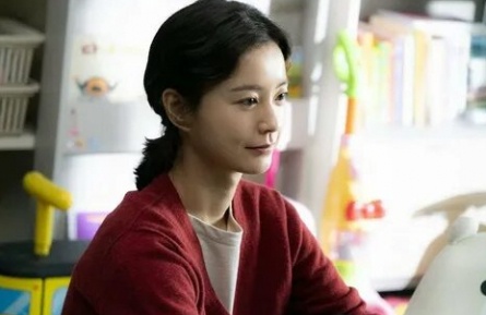 Ким Джи-ен, 1982 года рождения кадры