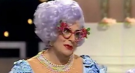 One More Audience with Dame Edna Everage кадры