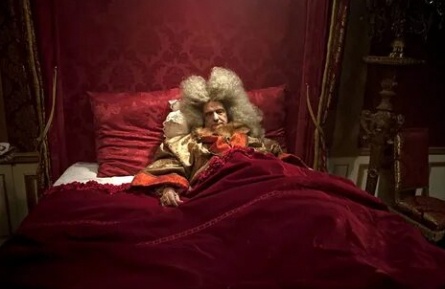 Смерть Людовика XIV кадры