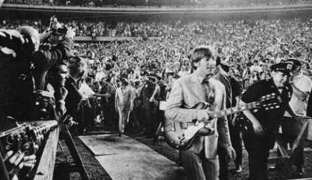 The Beatles at Shea Stadium кадры