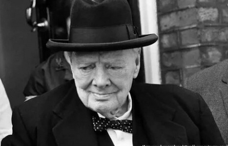 Уинстон Черчиль: Дикие годы кадры