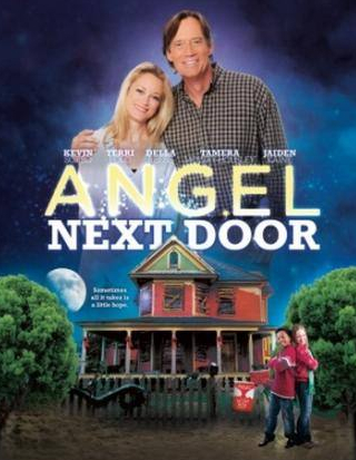 Делла Риз и фильм Ангел по соседству (2012)