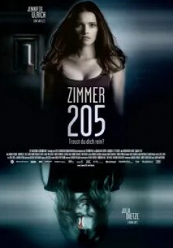 Юлия Дитце и фильм Комната страха 205 (2011)