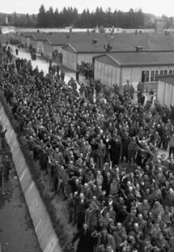 кадр из фильма Побег из Освенцима