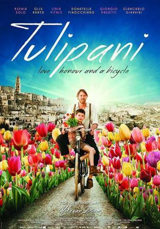 кадр из фильма Тюльпаны: Любовь, честь и велосипед