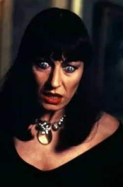 кадр из фильма Ведьмочка