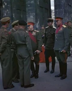 кадр из фильма Жуков